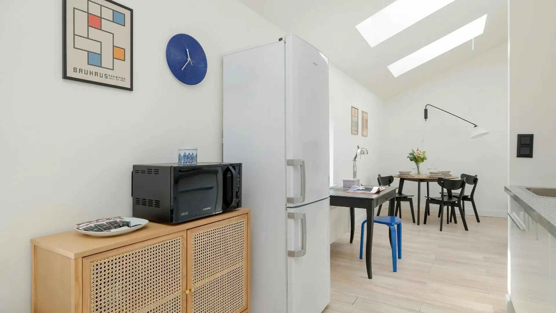 Minimalist Bright Apartment Kopernika Near Old Town In Poznan By Noclegi Renters